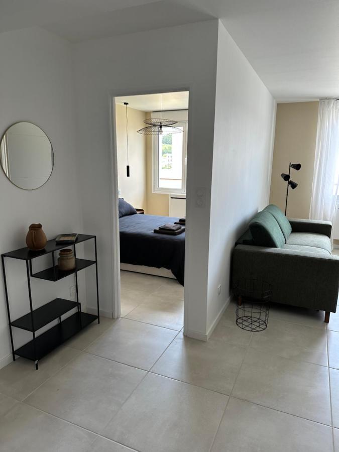 Appartement Neuf Contemporain Лурд Екстер'єр фото