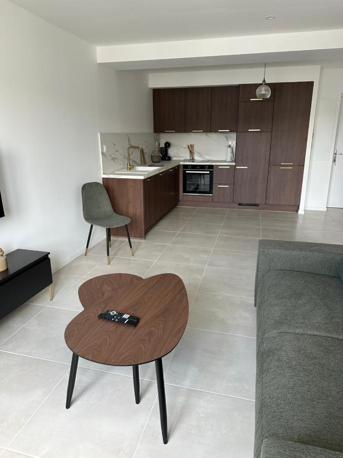 Appartement Neuf Contemporain Лурд Екстер'єр фото