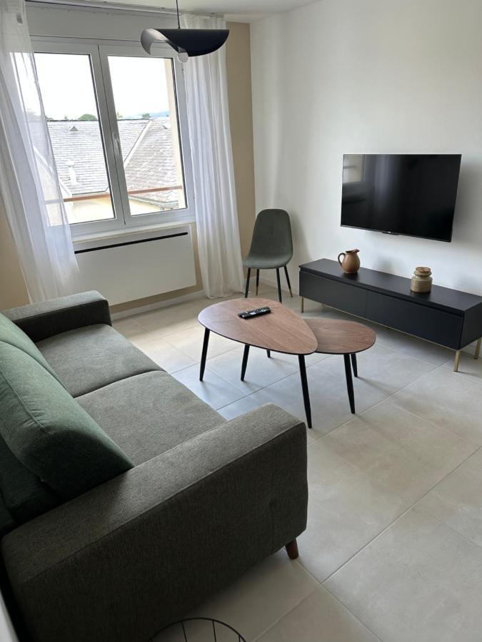 Appartement Neuf Contemporain Лурд Екстер'єр фото